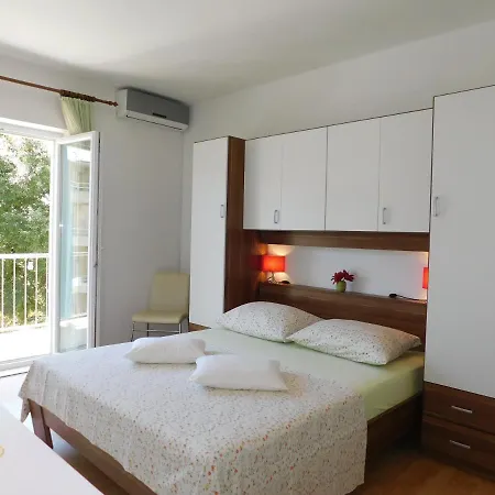 Dalmatia Ketty Apartman *