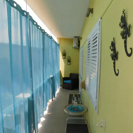 Dalmatia Ketty Apartman *